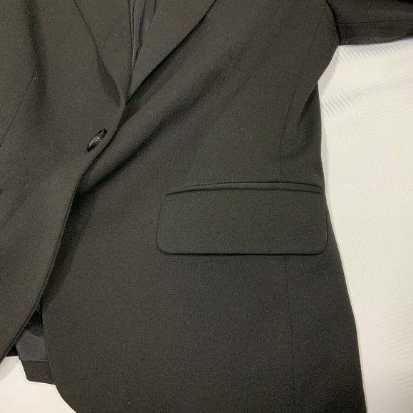 Express Black Lined Blazer - Size 4 - Picture 3 of 8